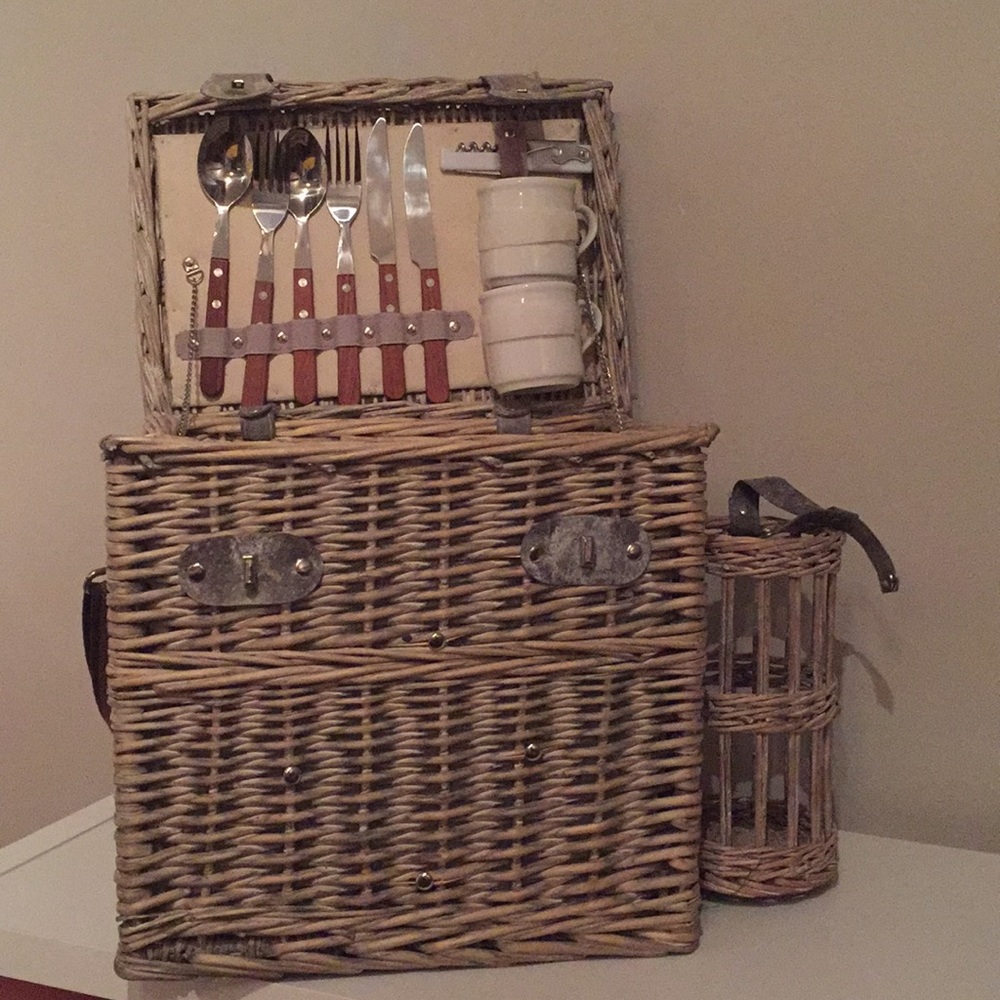 Wicker Picnic Basket with Cooler